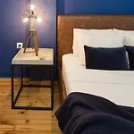 Cozy Modern Inside The Center
