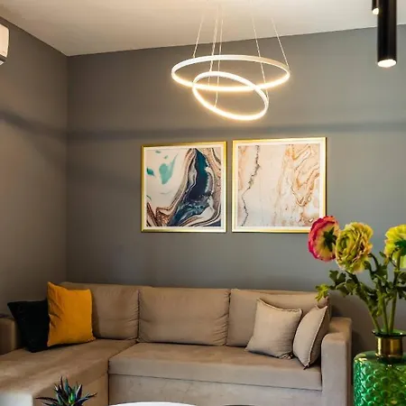 Cozy Modern Inside The Center Apartment Thessaloniki