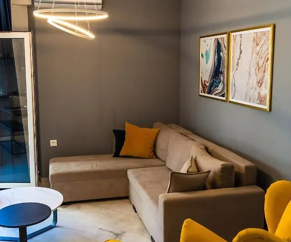 Cozy Modern Inside The Center